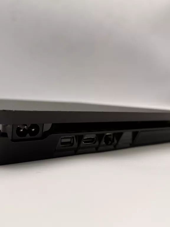 KONSOLA PS4 SLIM 500GB +PAD