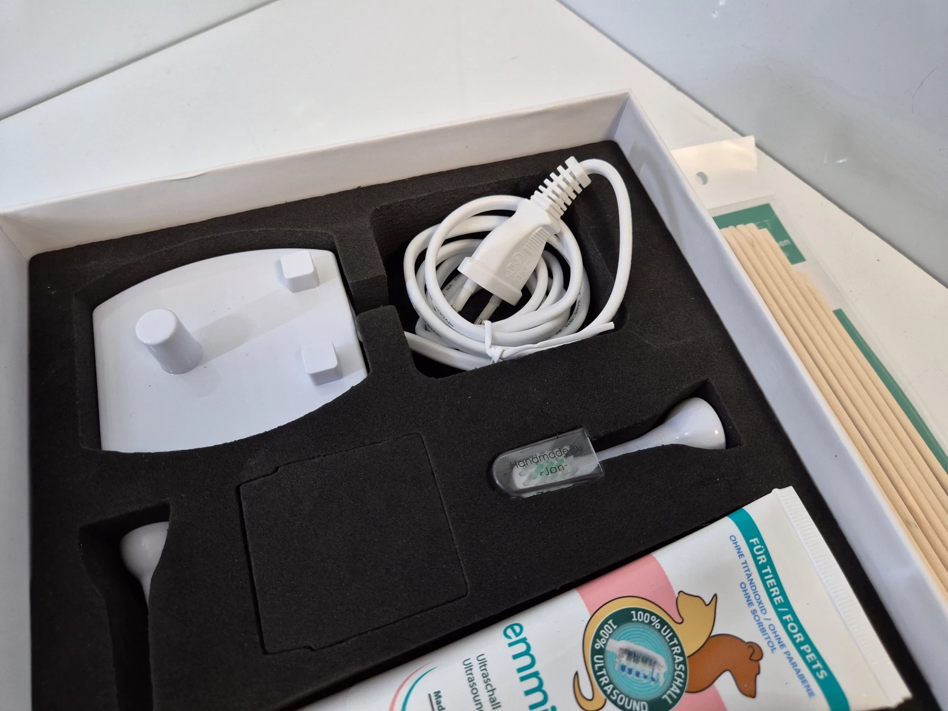 emmi-pet-20-szczoteczka-ultradzwiekowa-dla-psa-kota-2-generacja-rodzaj-209134-1770045