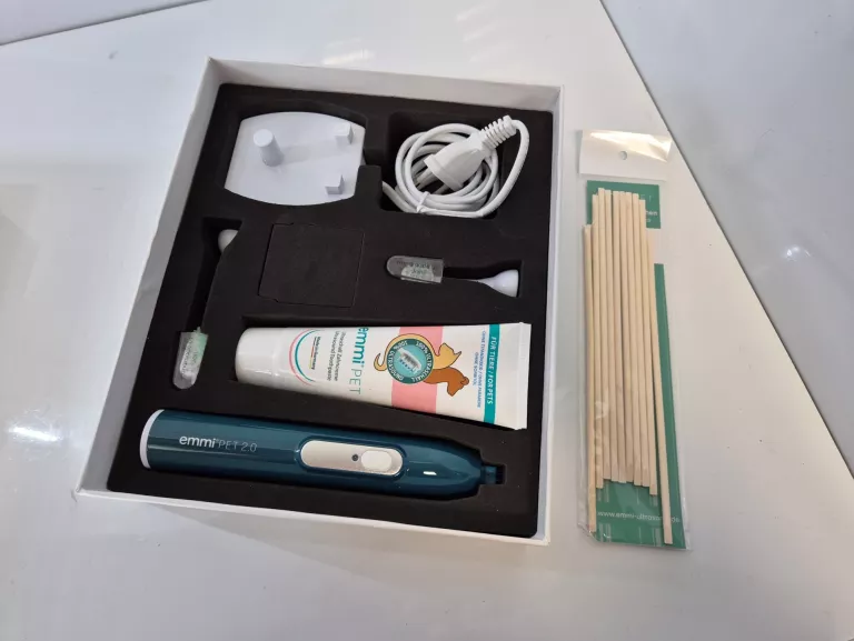 emmi-pet-20-szczoteczka-ultradzwiekowa-dla-psa-kota-2-generacja-kod-producenta-x
