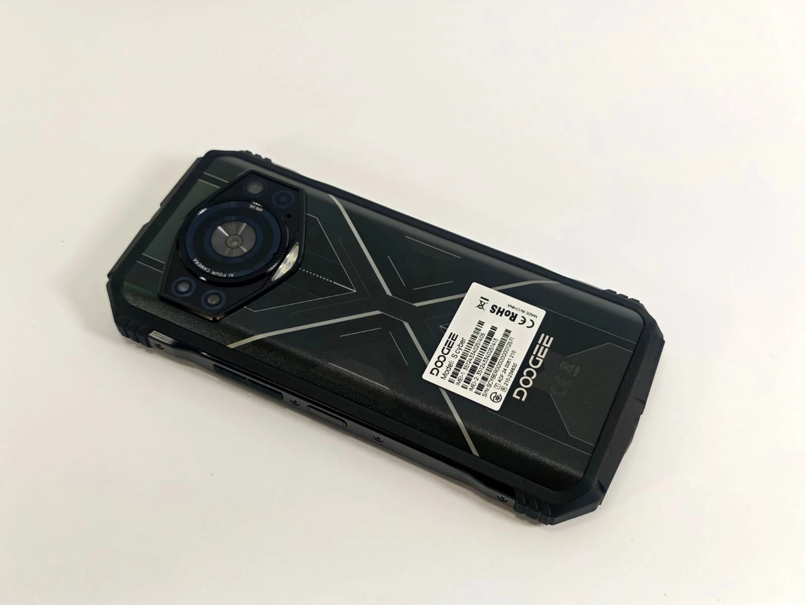 smartfon-doogee-s-cyber-20-gb-256-gb-4g-lte-srebrny-przekatna-ekranu-658