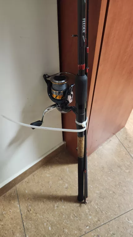WĘDKA SHIMANO CATANA FEEDER  PLUS KOŁOWROTEK