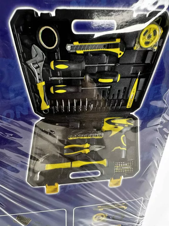 UNIWERSALNY ZESTAW NARZĘDZI 68 CZĘŚCIOWY W PLASTIKOWEJ WALIZCE FT068