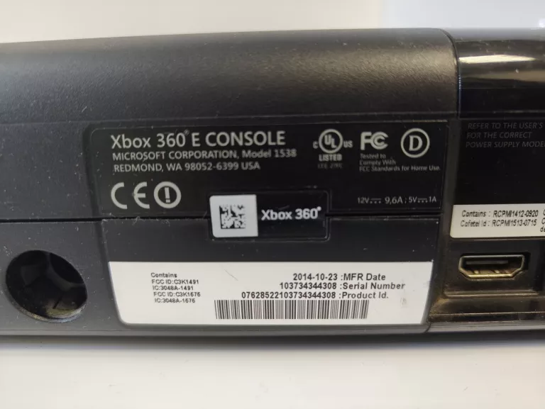 KONSOLA XBOX 360 E 500GB + PAD NIOEORYGINLANY PRZEWODOWY + ZASILACZ  OPIS!