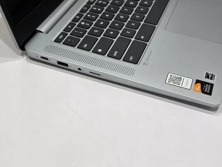 LAPTOP LENOVO IDEAPAD SLIM 3 CHROME 14M868 KOMPLET + PARAGON 05.10.2025