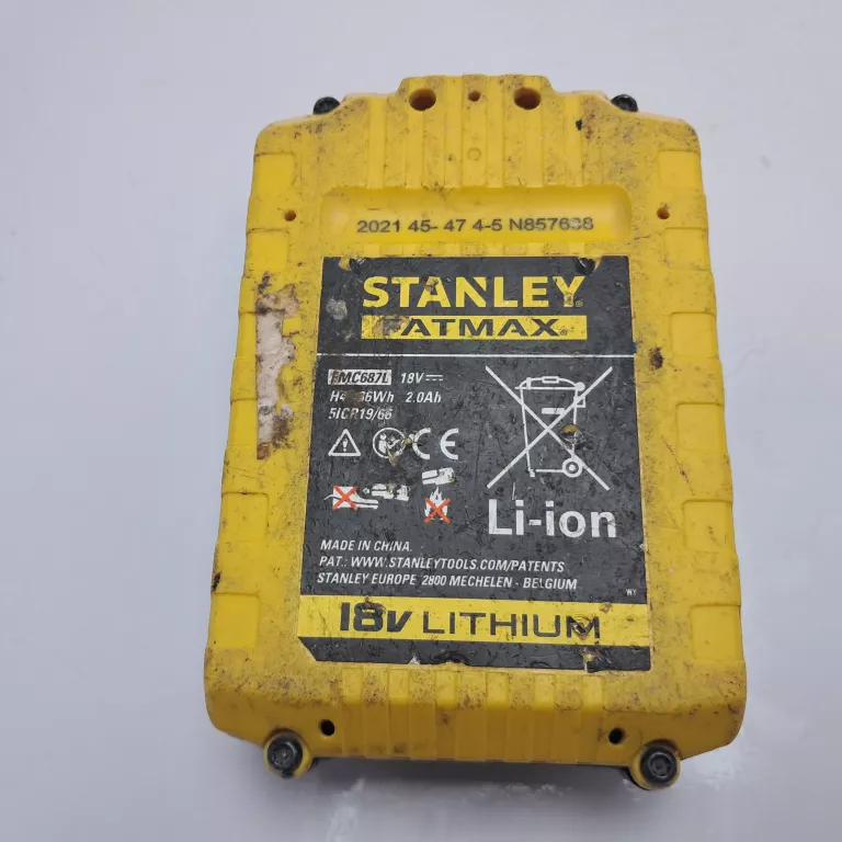 AKUMULATOR STANLEY FATMAX FMC687L