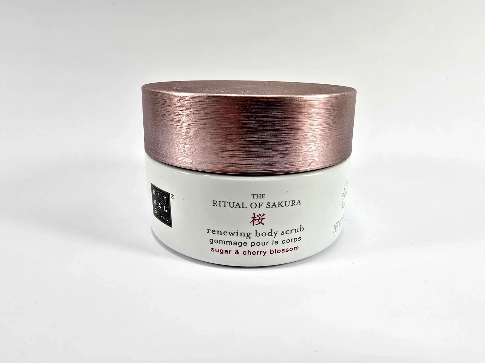 rituals-cukrowy-peeling-do-ciala-the-ritual-of-sakura-300g-stan-11323-1