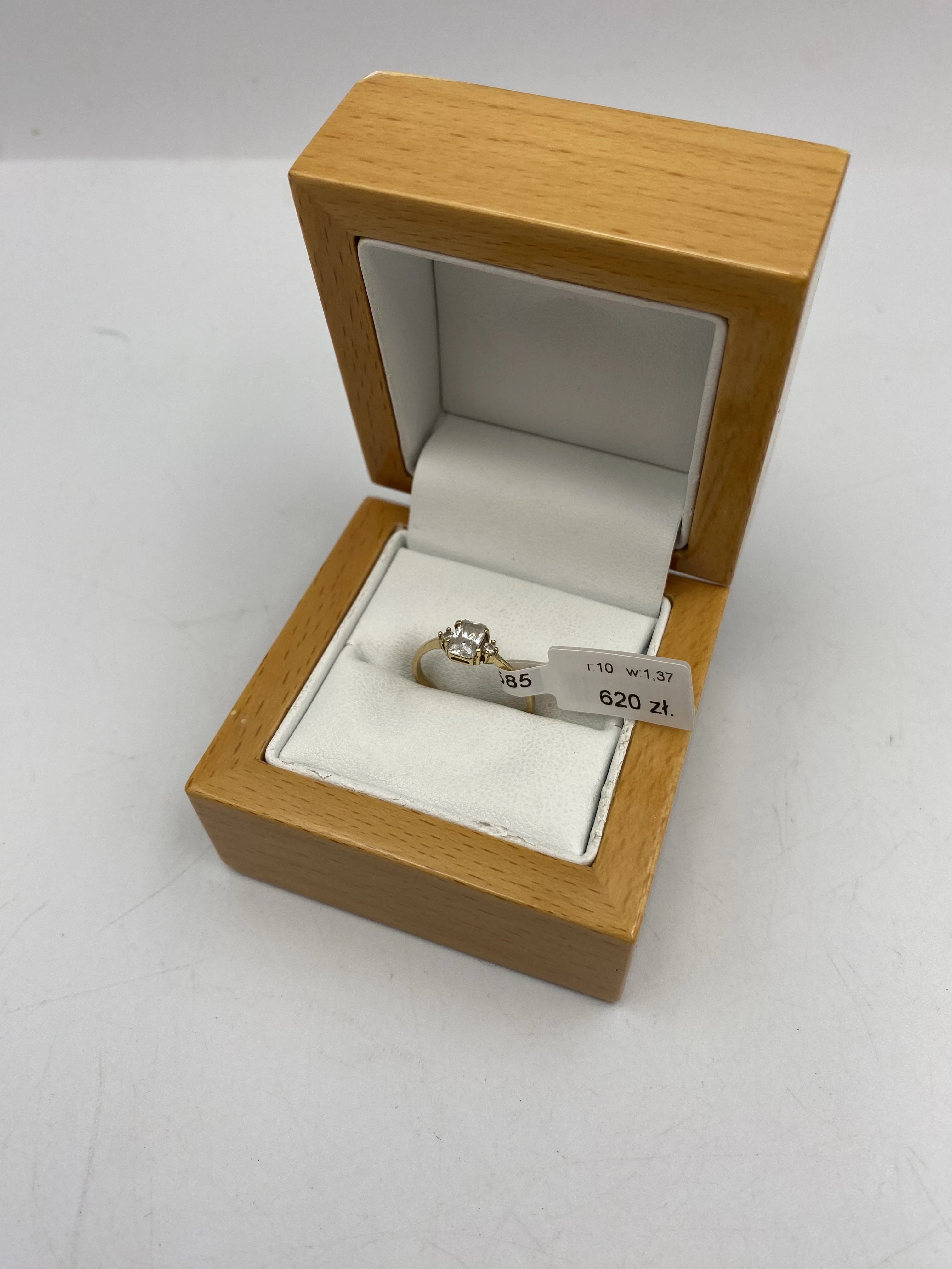 zloty-pierscionek-137g-585-wyzwolenia-4b-szczecin