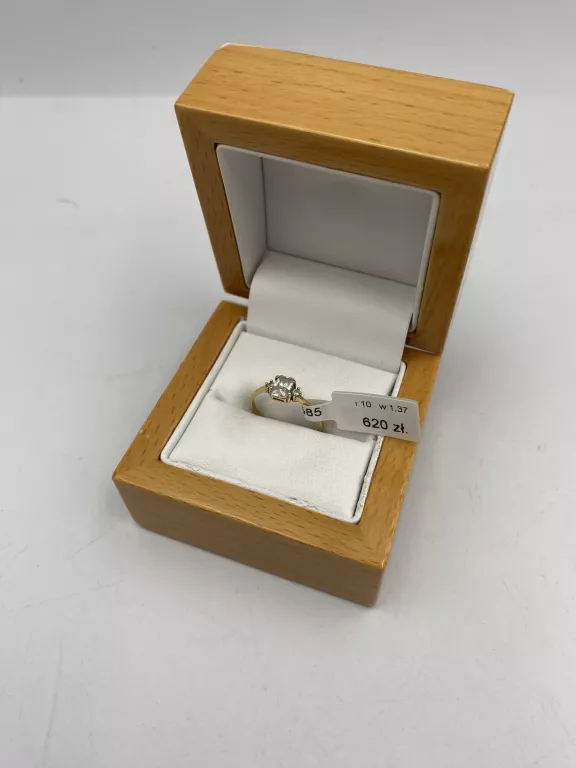 ZŁOTY PIERŚCIONEK 1,37G 585