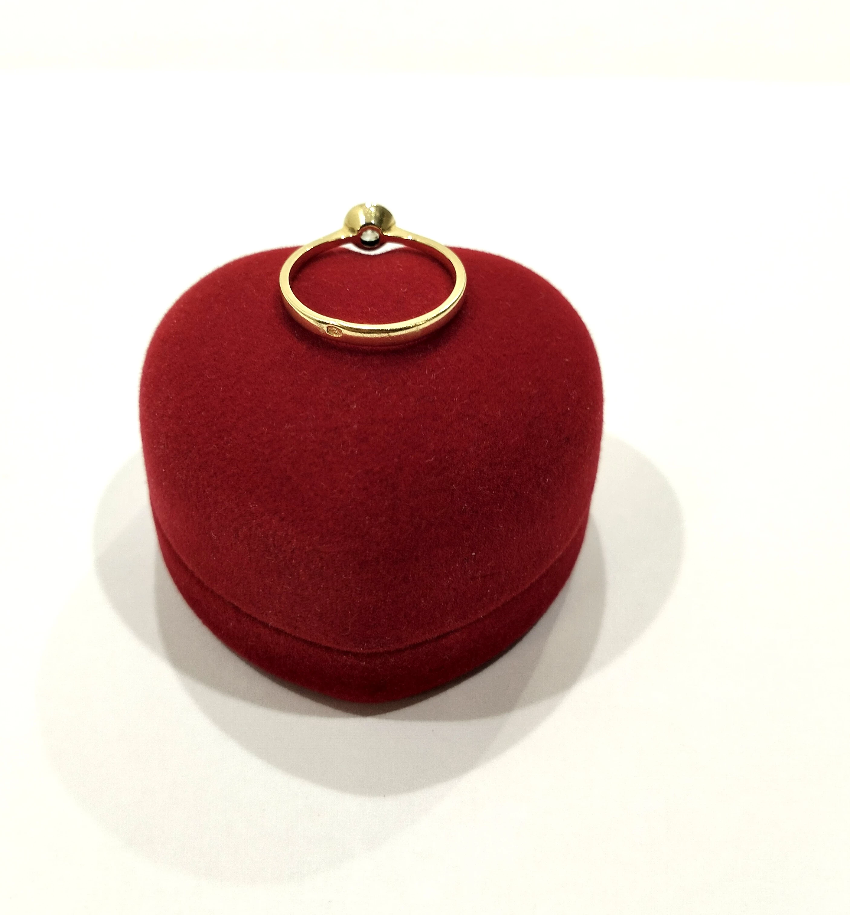 piekny-zloty-pierscionek-z-bialym-oczkiem-pr585-162g-waga-001