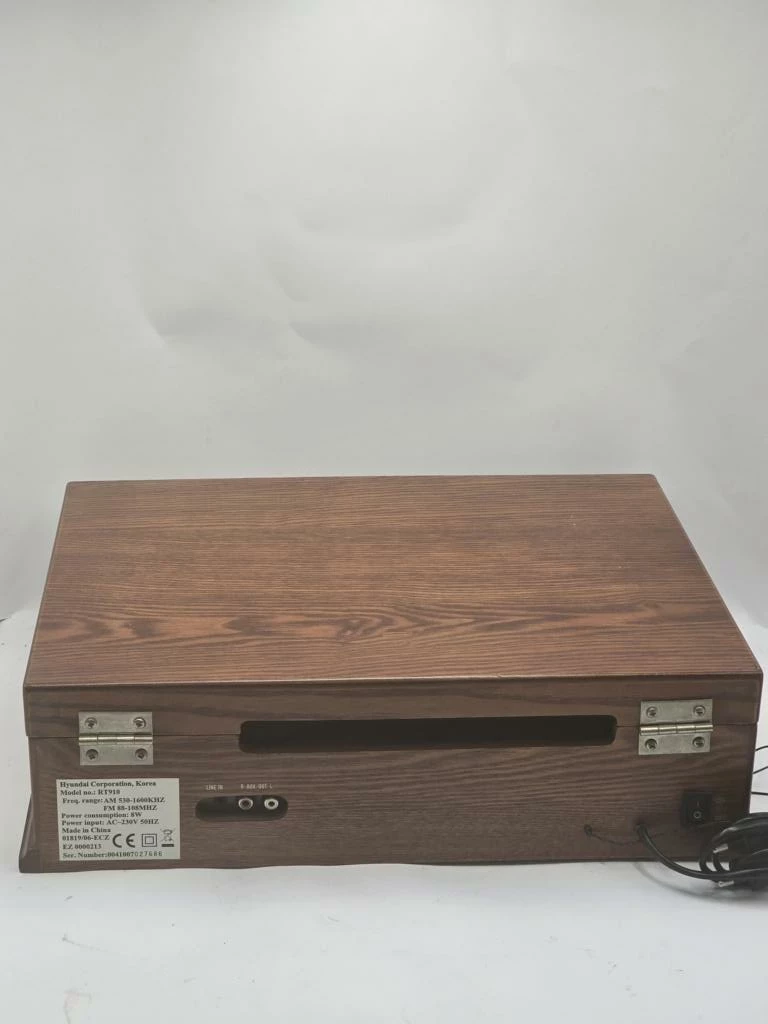 gramofon-hyundai-retro-rt910-predkosc-obrotowa-obrmin-212830-1