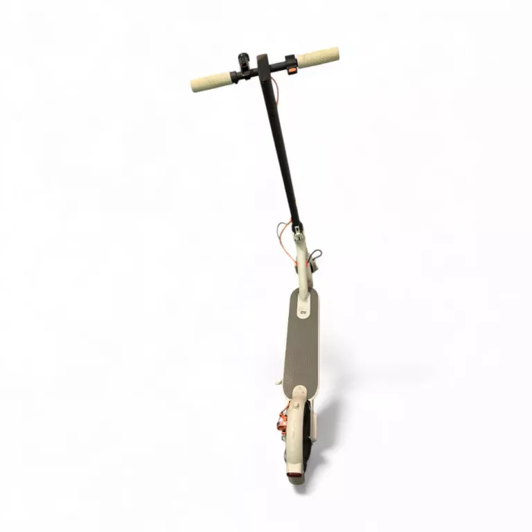 HULAJNOGA MI ELECTRIC SCOOTER 3