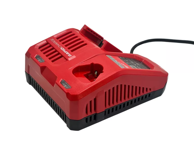 SZYBKA ŁADOWARKA MILWAUKEE M12-18 FC RAPIDCHARGE 2024R - STAN IDEALNY!