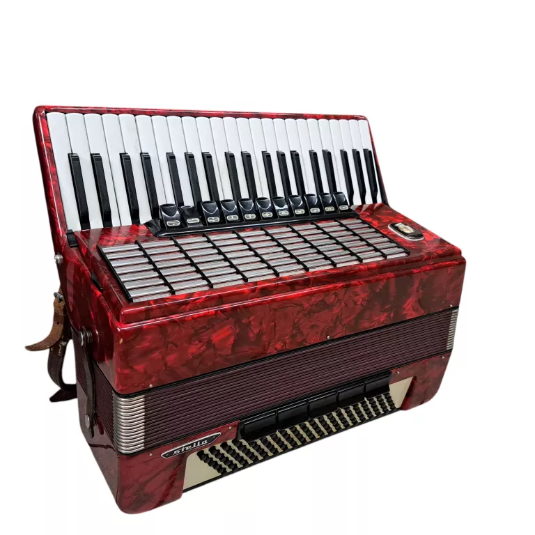 akordeon-weltmeister-stella-120-4-chory-11-registrow-pilsudskiego-8-konskie-unico