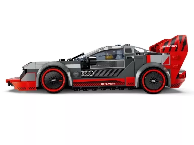 KLOCKI LEGO 76921 SPEED CHAMPIONS - WYŚCIGOWE AUDI S1 E-TRON QUATTRO