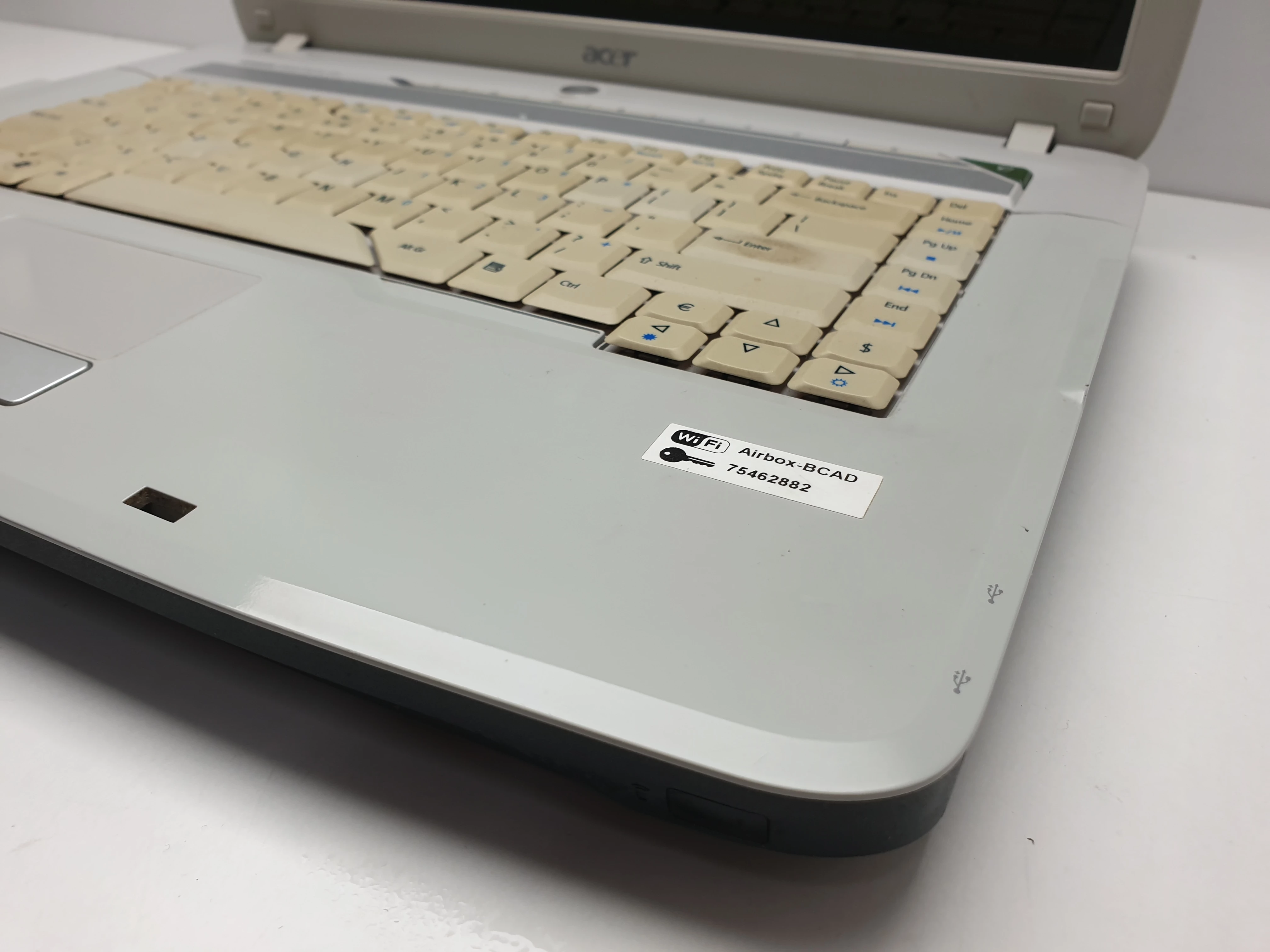 laptop-acer-aspire-5720z-256gb-ssd-przekatna-ekranu-156