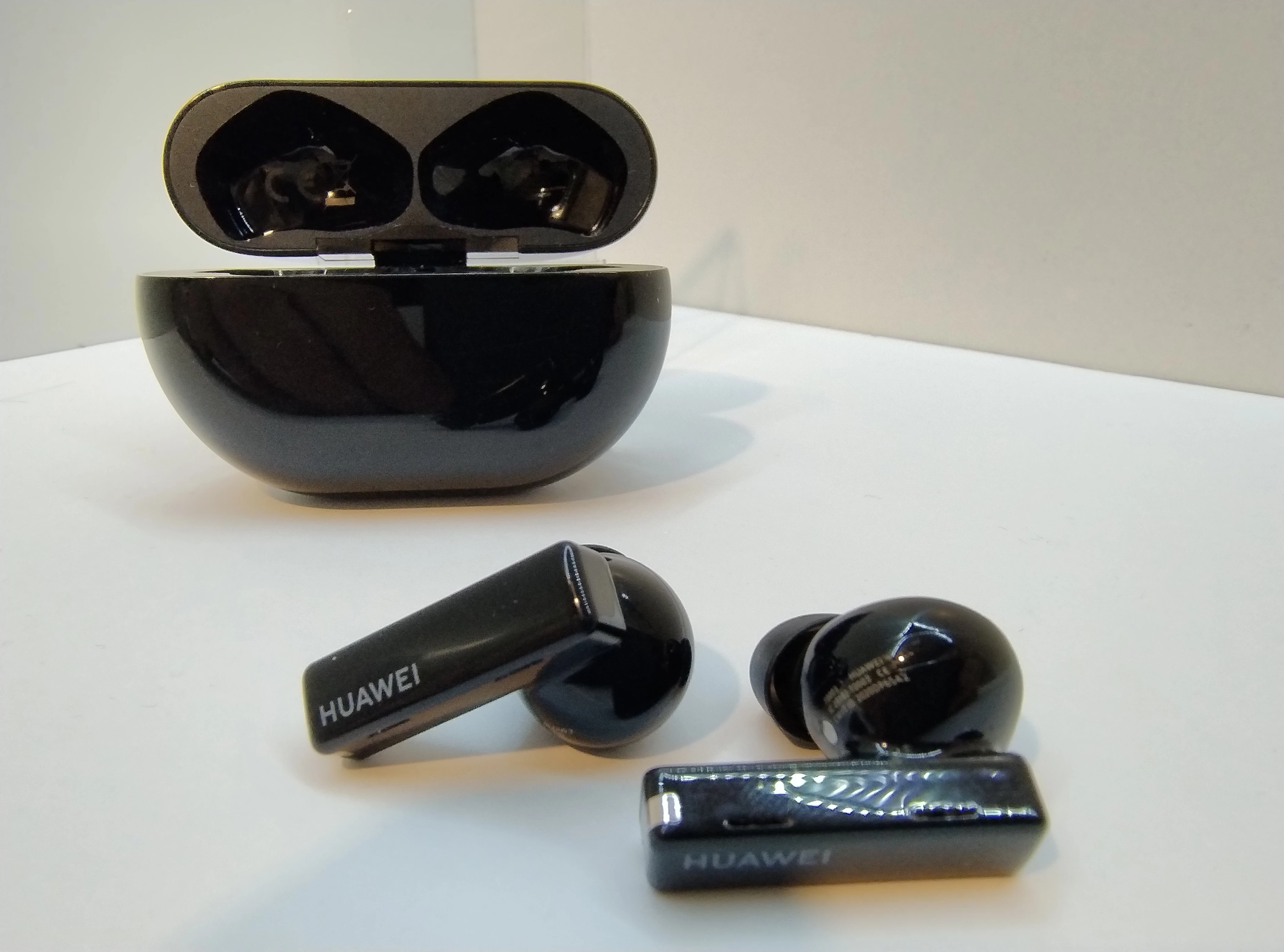 sluchawki-huawei-freebuds-pro-komplet-bardzo-dobry-stan-rodzaj-sluchawek-203681-217753