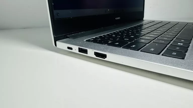 LAPTOP HUAWEI MATEBOOK D14 14" | I5-1135G7 | 8/512GB | WIN 11 WARTO OKAZJA