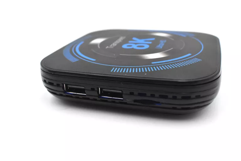 ANDROID TV BOX TRANSPEED 8K618-T + PILOT