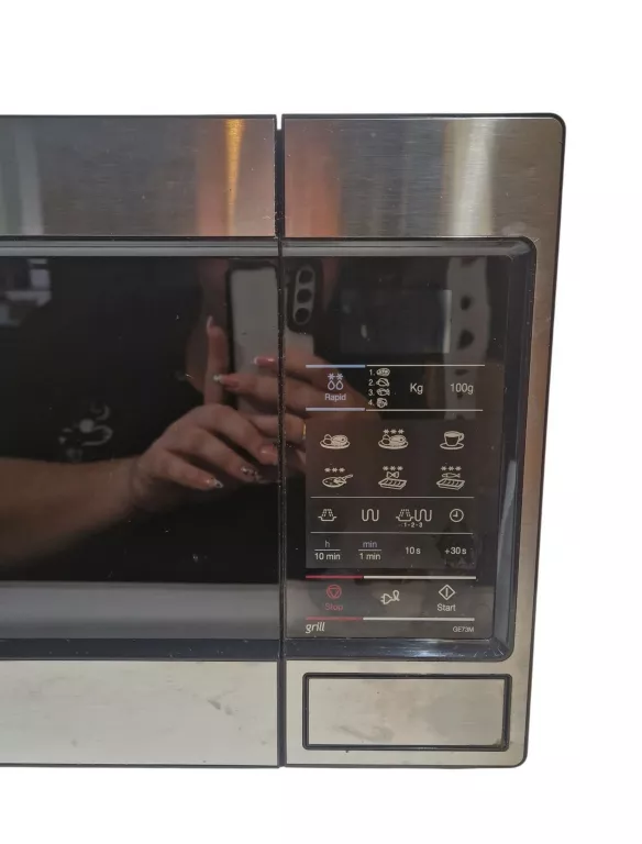 kuchenka-mikrofalowa-samsung-ge73m-kolor-dominujacy-129357-3