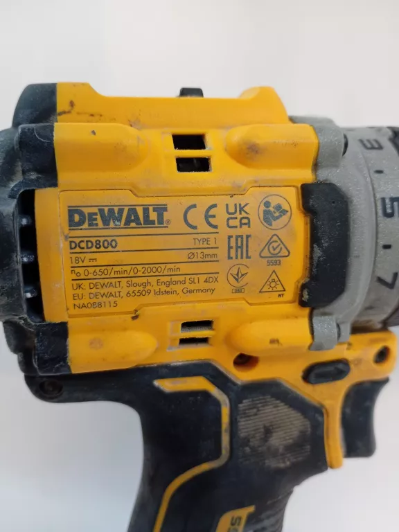 DEWALT WIERTARKO-WKRĘTARKA AKUMULATOROWA DCD800 18V + AKUMULATOR 18V 5AH
