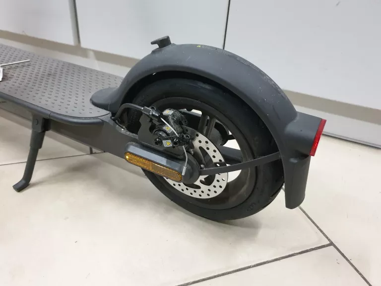 HULAJNOGA ELEKTRYCZNA XIAOMI MI SCOOTER ESSENTIAL PRZEBIEG 41KM!