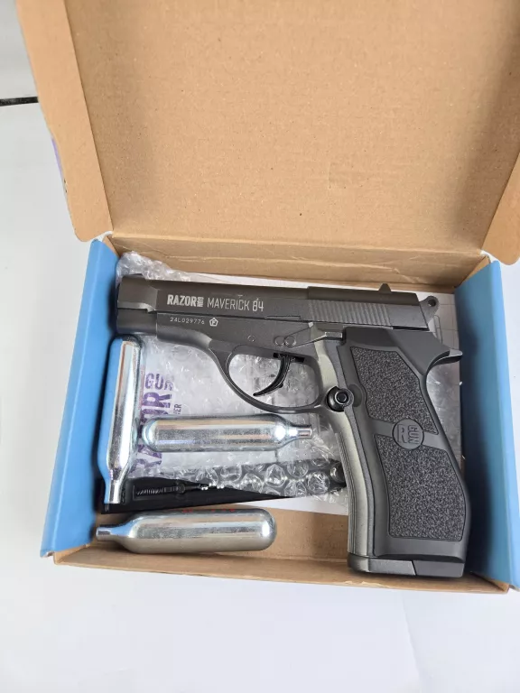 WIATRÓWKA RAZOR MAVERICK 84 + KULKI, GAZ