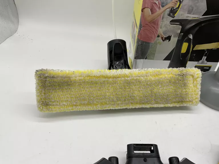 ODKURZACZ MYJKA DO SZYB KARCHER WV2 BLACK EDITION KPL