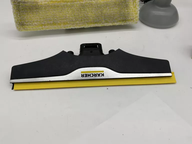 ODKURZACZ MYJKA DO SZYB KARCHER WV2 BLACK EDITION KPL