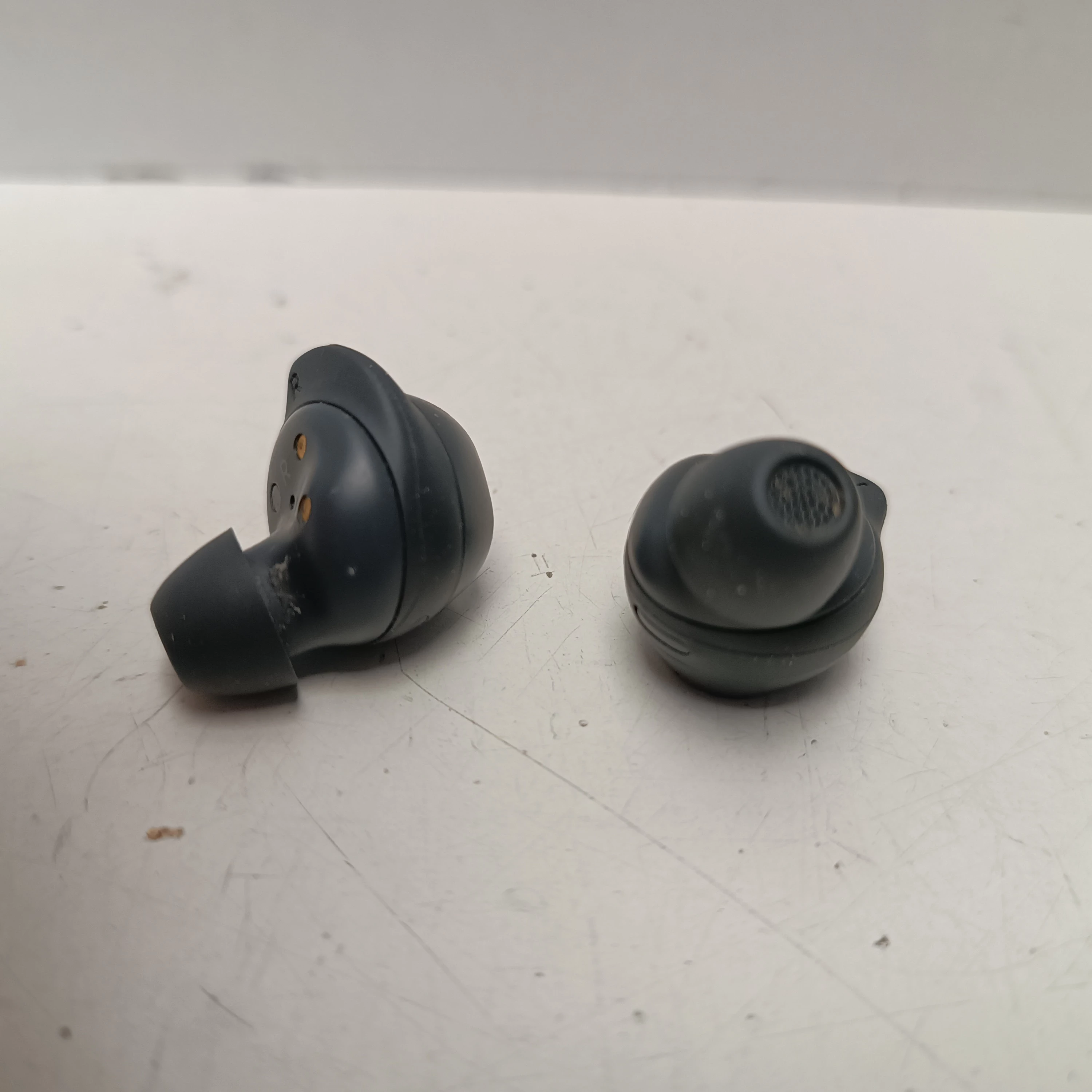 sluchawki-bt-samsung-galaxy-buds-fe-sm-r400n-rodzaj-sluchawek-203681-217749