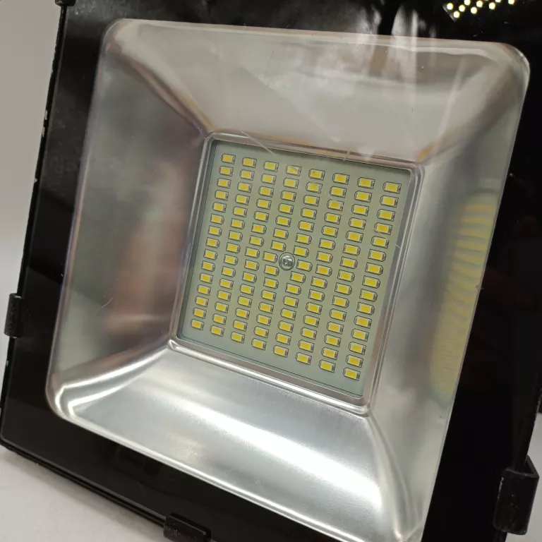 NAŚWIETLACZ PARTNERSITE LLS050A