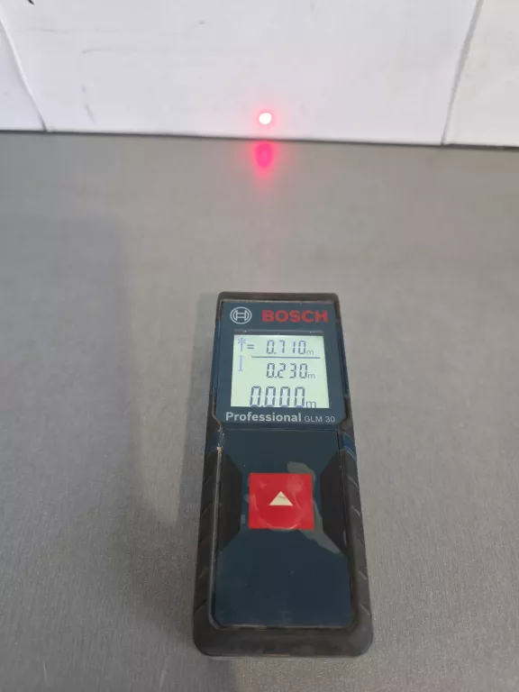 DALMIERZ LASEROWY BOSCH PROFESSIONAL GLM 30 + POKROWIEC