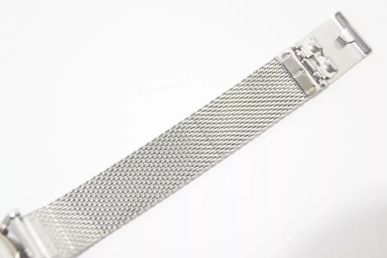 daniel-wellington-petite-roman-ksztalt-koperty-129223-2