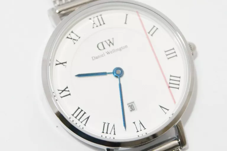 daniel-wellington-petite-roman-stan-11323-2