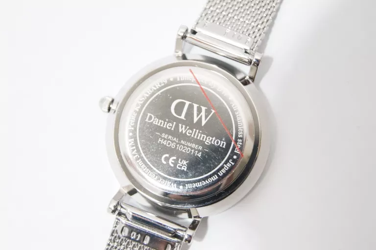 daniel-wellington-petite-roman-funkcje-220-128