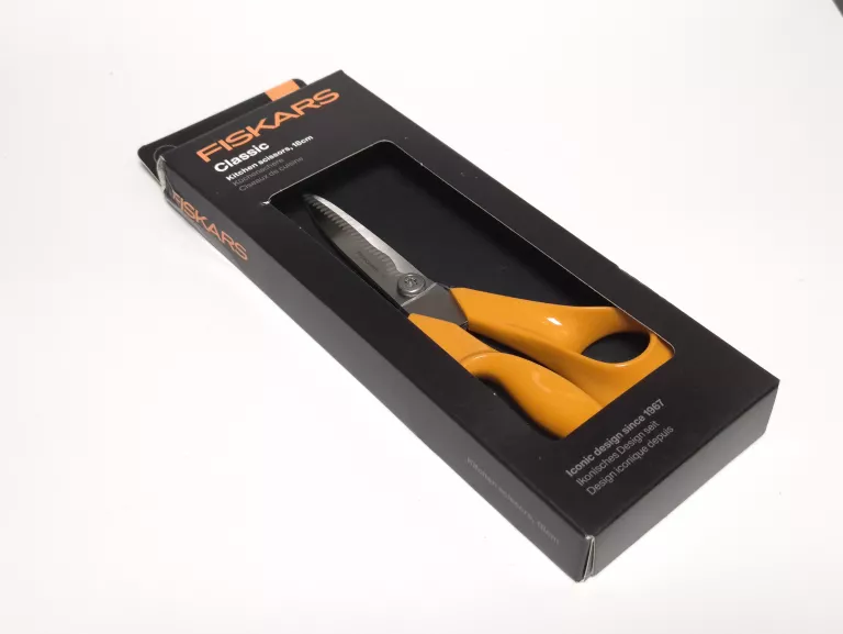 FISKARS CLASSIC NOŻYCZKI KUCHENNE 18 CM ZĄBKOWANE STAL NIERDZEWNA 6 GEN