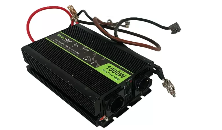 PRZETWORNICA GREEN CELL 12V/230V 1500/3000 MOD