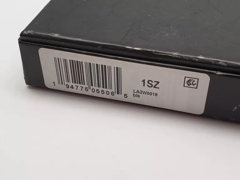 KARL LAGERFELD ETUI NA KARTY SKÓRA EKOLOGICZNA PORTFEL CZARNY