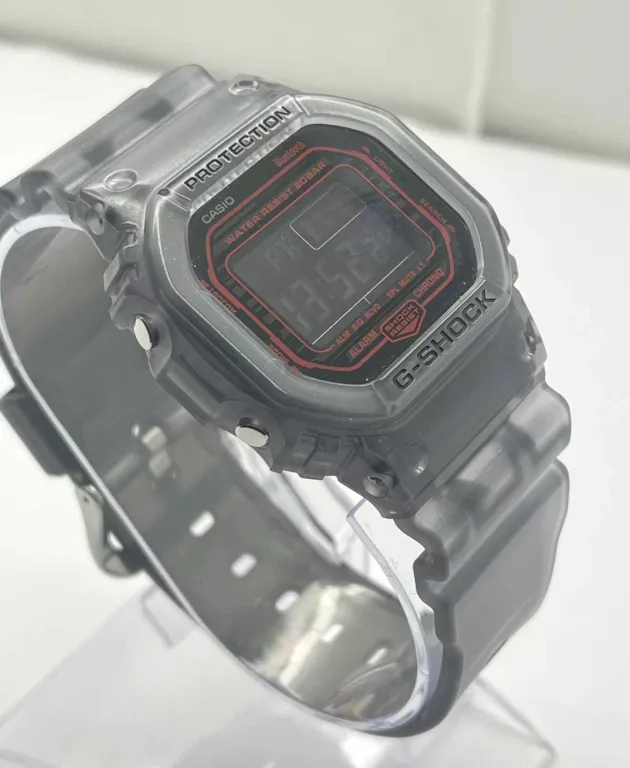 ZEGAREK GSHOCK DW-B5600-1ER 20 BAR