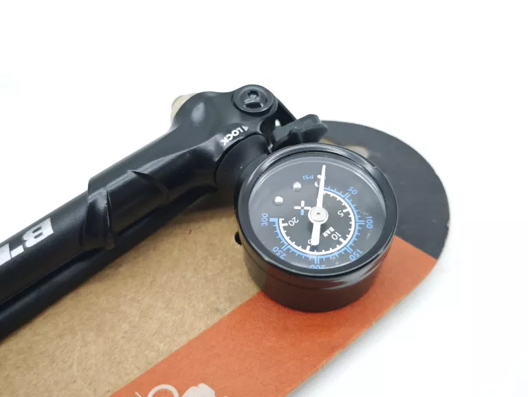 POMPKA DO AMORTYZATORA ROWEROWEGO BTWIN 940