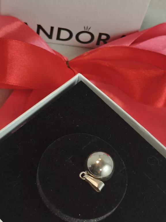 SREBRO - WYRÓB JUBILERSKI UŻYWANY ZAWIESZKA 2,36 G 925