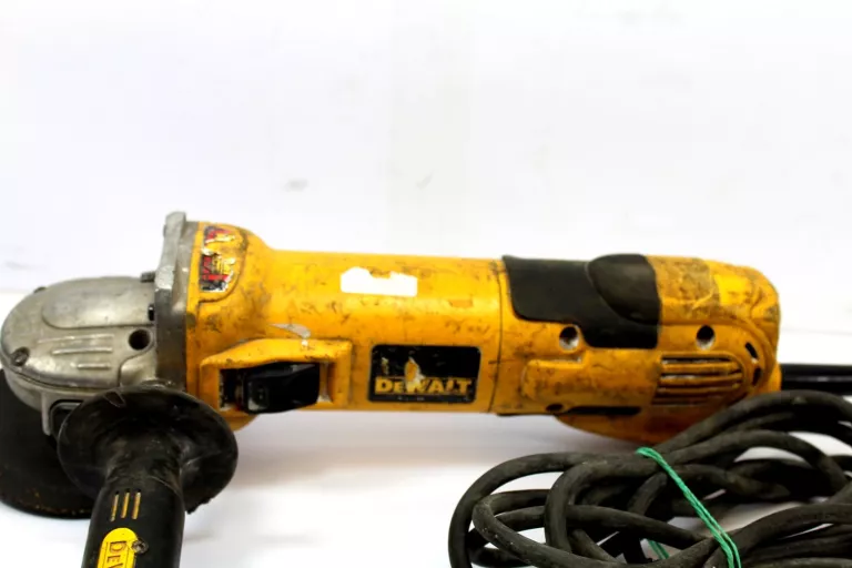 SZLIFERKA KĄTOWA DEWALT D28136