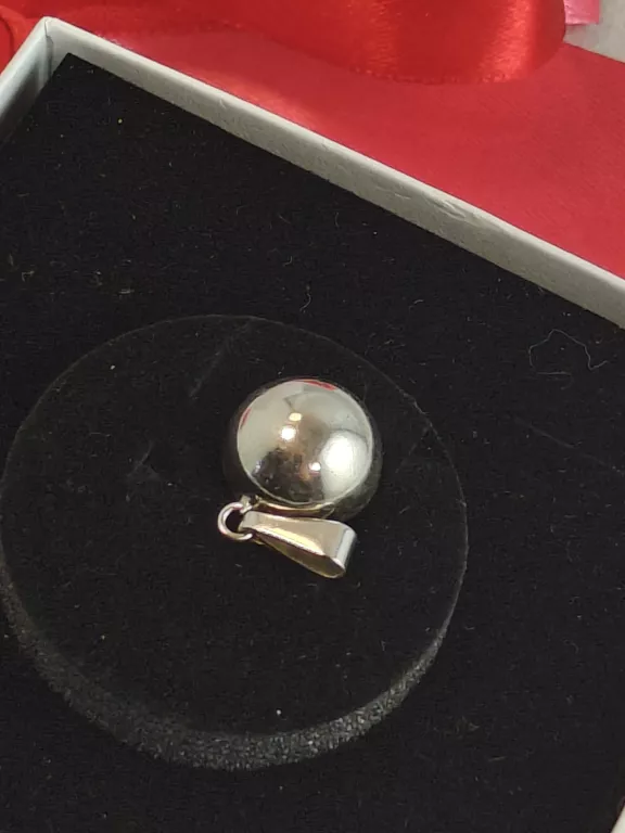 SREBRO - WYRÓB JUBILERSKI UŻYWANY ZAWIESZKA 2,36 G 925