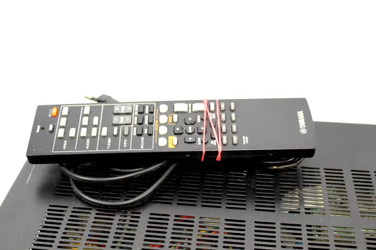 AMPLITUNER YAMAHA HTR-2067