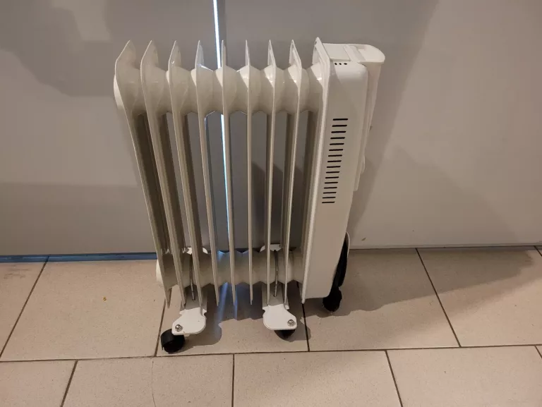 GRZEJNIK OLEJOWY KEPLAND G011