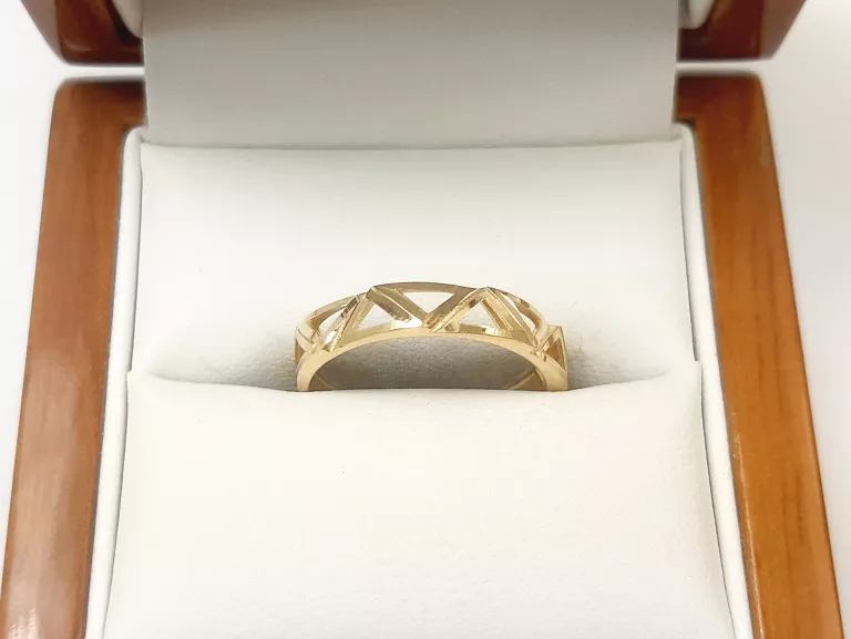 NIENOSZONY ZŁOTY PIERŚCIONEK 585 1.18G R:18