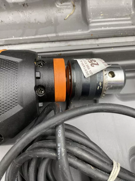 wiertarka-udarowa-aeg-sbe-630-rv-walizka-typ-uchwytu-129629-1