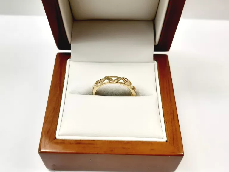 NIENOSZONY ZŁOTY PIERŚCIONEK 585 1.18G R:18