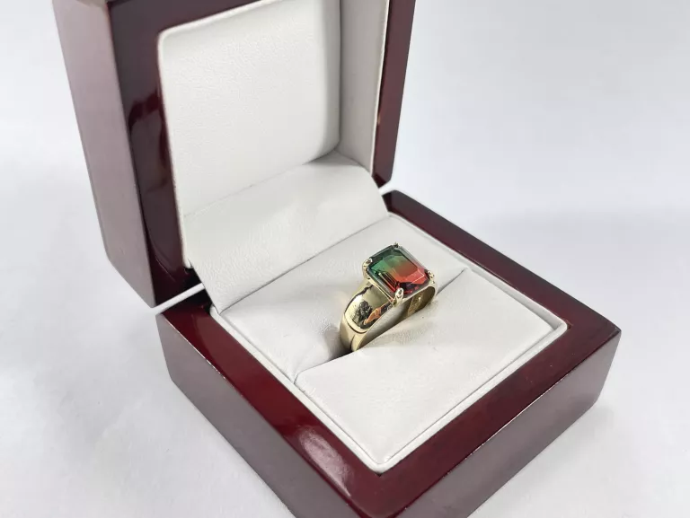 NIENOSZONY ZŁOTY PIERŚCIONEK 585 2,51G R16 KOLOROWE OCZKO