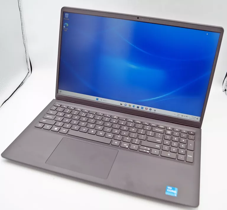 LAPTOP DELL VOSTRO 3520 I3-1215U 12 GENERACJA/8GB DDR4/SSD 256GB