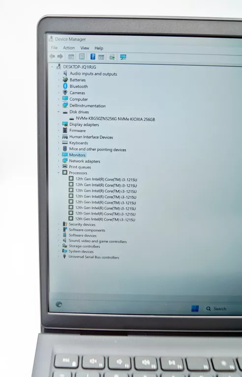 LAPTOP DELL VOSTRO 3520 I3-1215U 12 GENERACJA/8GB DDR4/SSD 256GB